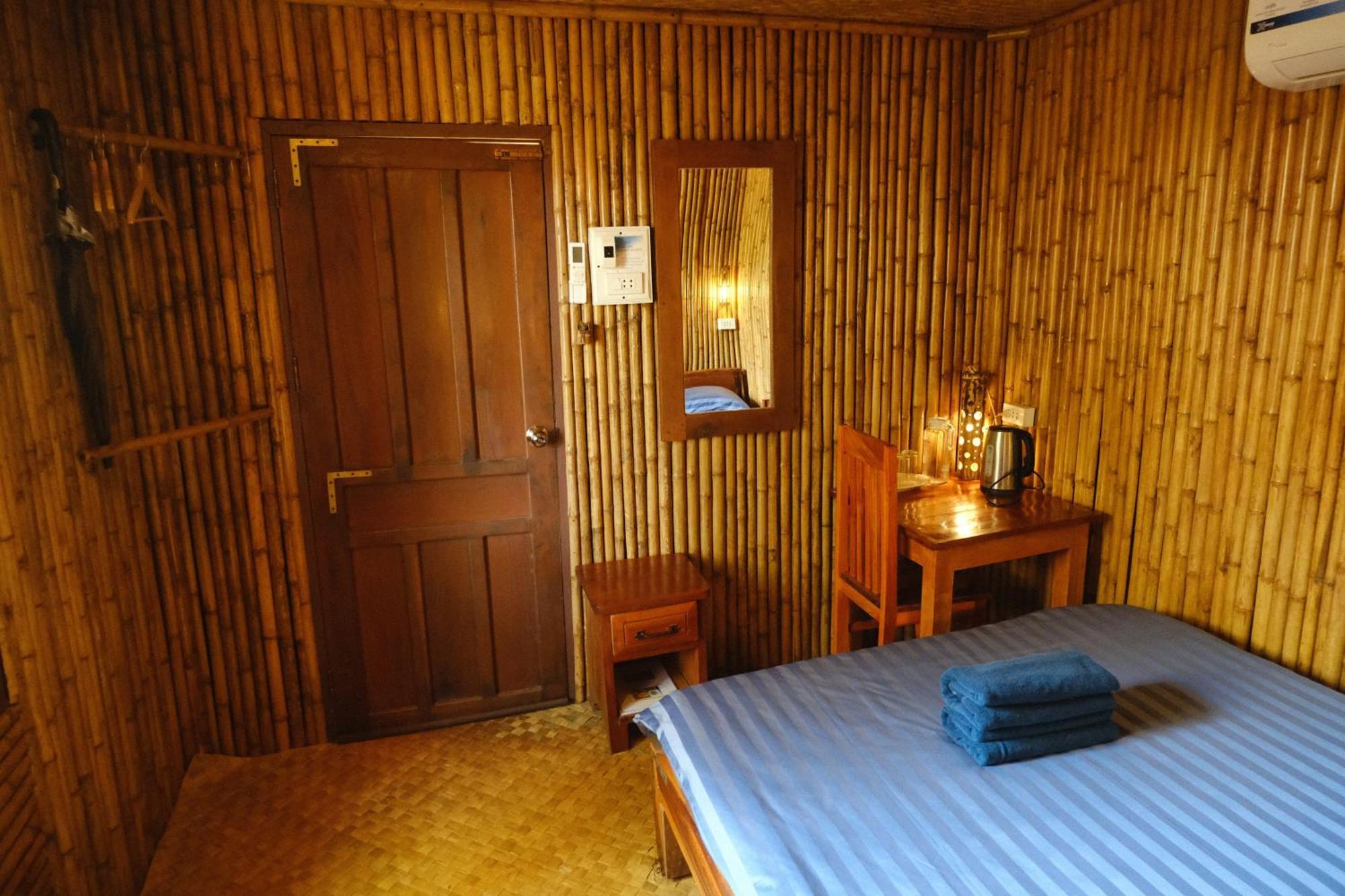 Nana Bungalows Ban Tan Szoba fotó